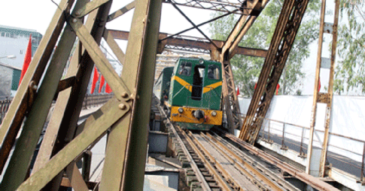 Ba phương án xây cầu đường sắt gần cầu Long Biên